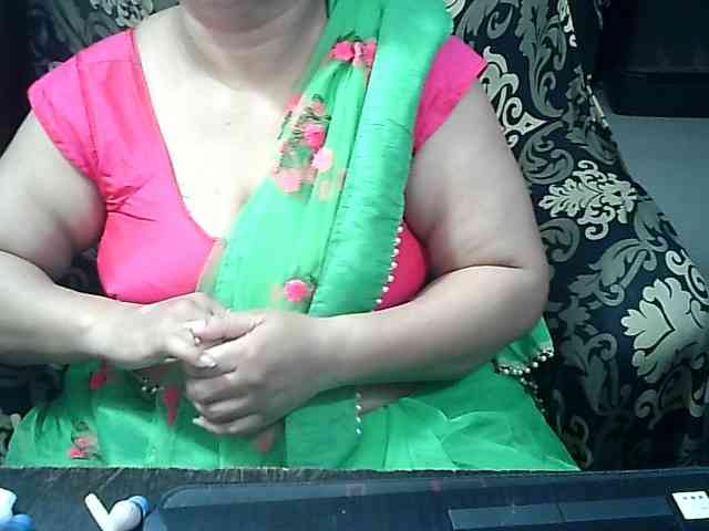 Indianbhabhimilf40 webcam