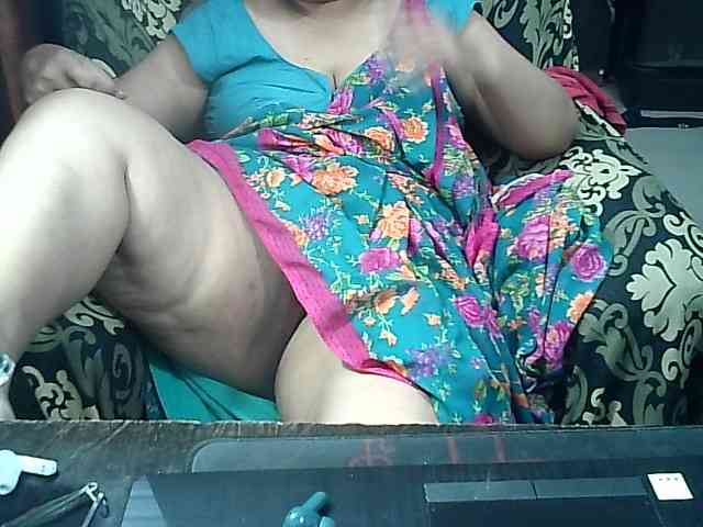 Indianbhabhimilf40 webcam