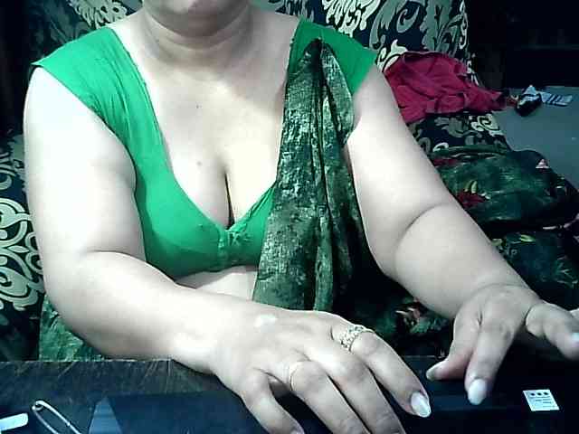Indianbhabhimilf40 webcam