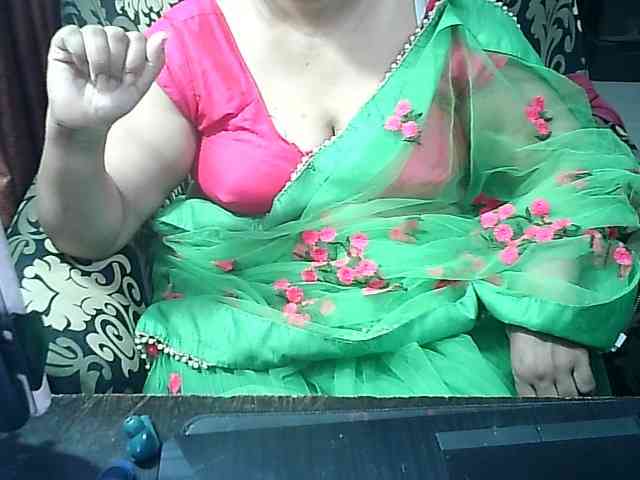 Indianbhabhimilf40 webcam