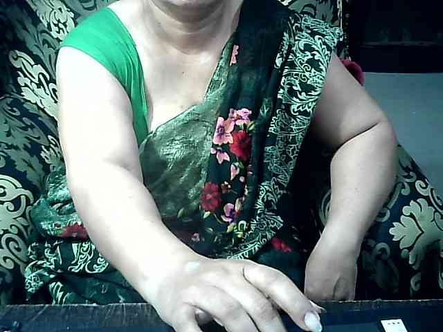 Indianbhabhimilf40