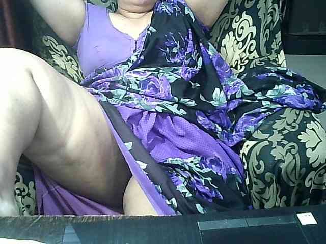 Indianbhabhimilf40 webcam
