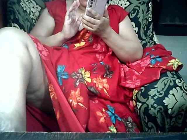 Indianbhabhimilf40 webcam