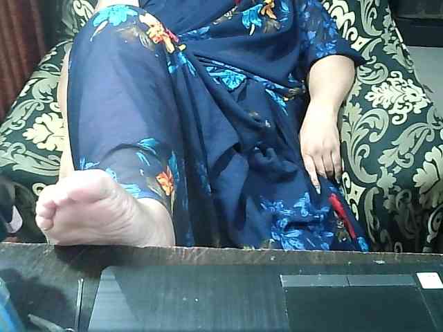 Indianbhabhimilf40 webcam