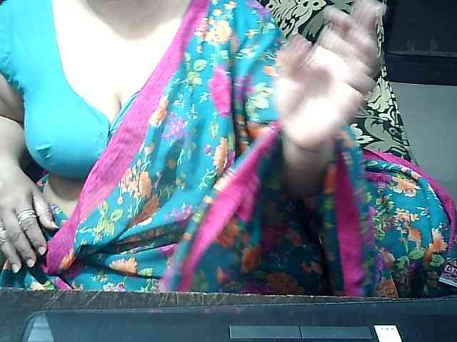 Indianbhabhimilf40 webcam