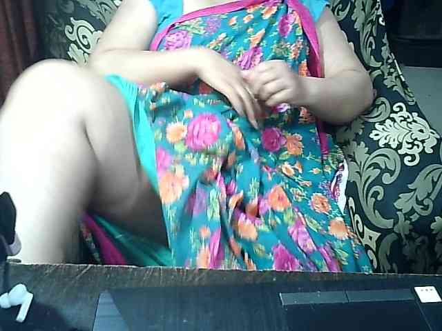 Indianbhabhimilf40 webcam