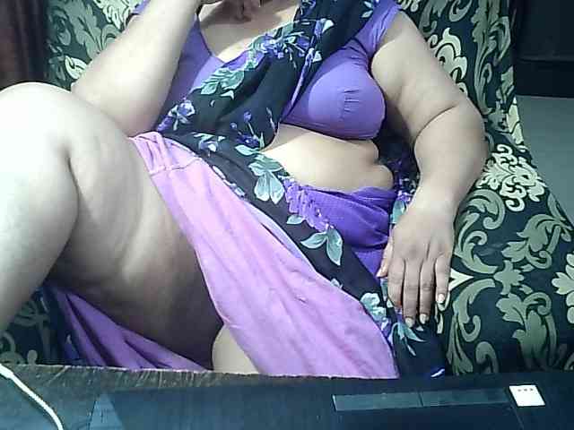 Indianbhabhimilf40 webcam