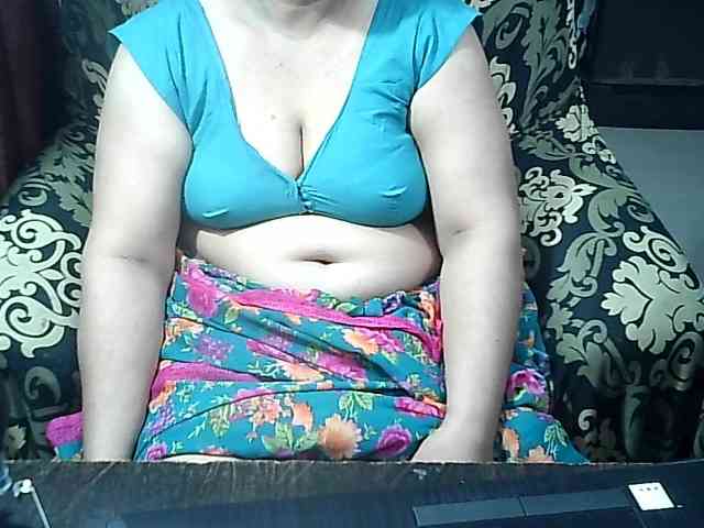 Indianbhabhimilf40 webcam