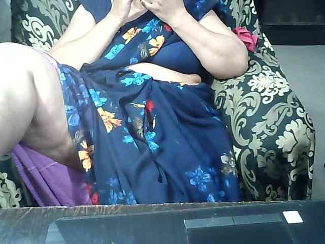Indianbhabhimilf40 webcam
