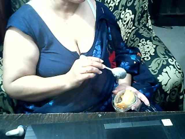 Indianbhabhimilf40 webcam
