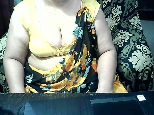 Indianbhabhimilf40 webcam
