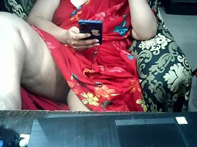 Indianbhabhimilf40 webcam