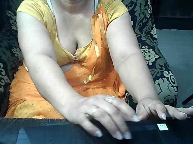 Indianbhabhimilf40