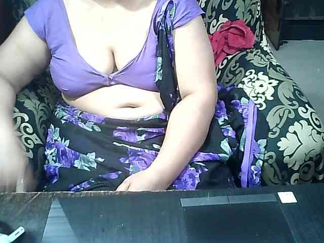 Indianbhabhimilf40 webcam