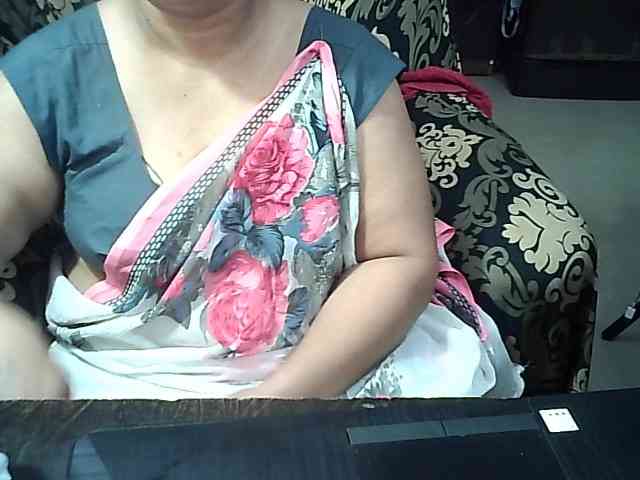 Indianbhabhimilf40 webcam