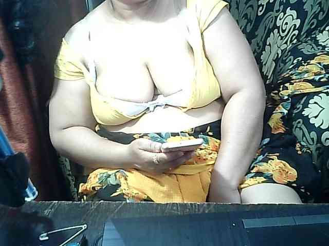Indianbhabhimilf40 webcam