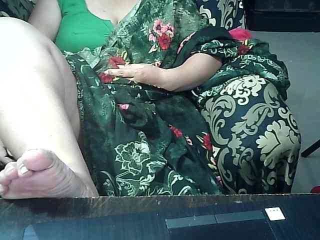 Indianbhabhimilf40 webcam