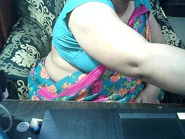 Indianbhabhimilf40 webcam