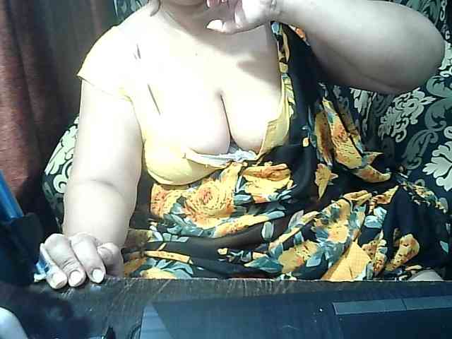 Indianbhabhimilf40 webcam