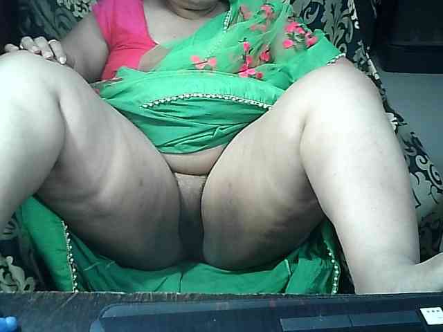 Indianbhabhimilf40 webcam