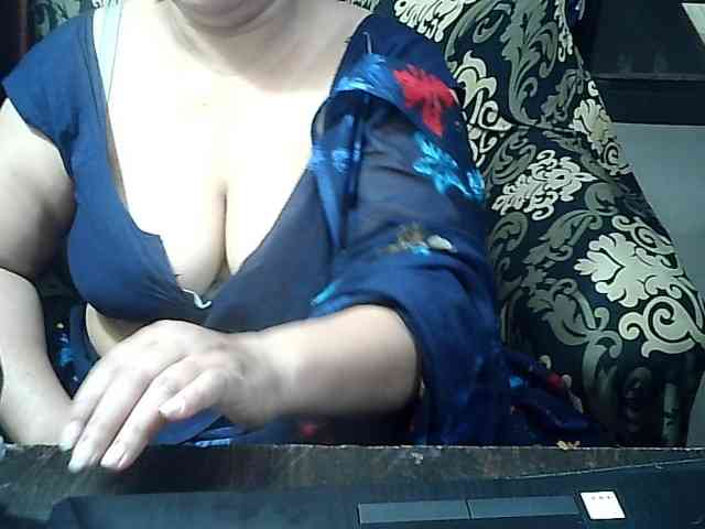 Indianbhabhimilf40 webcam