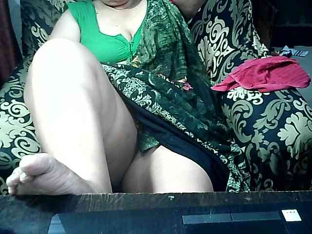 Indianbhabhimilf40 webcam