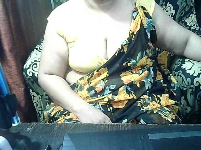 Indianbhabhimilf40 webcam