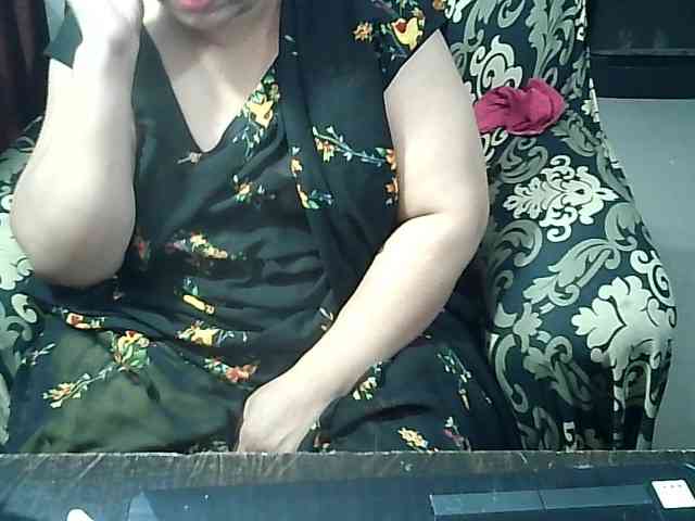 Indianbhabhimilf40 webcam