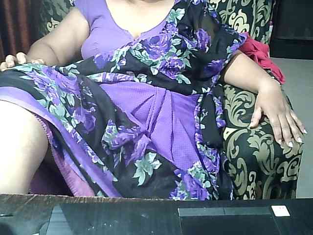 Indianbhabhimilf40 webcam