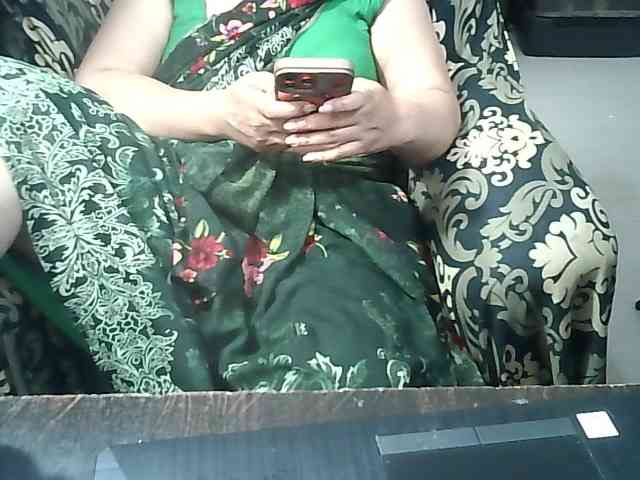 Indianbhabhimilf40 webcam