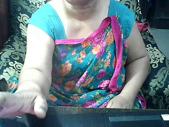 Indianbhabhimilf40 webcam