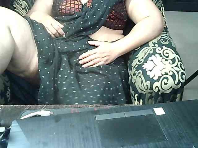 Indianbhabhimilf40 webcam