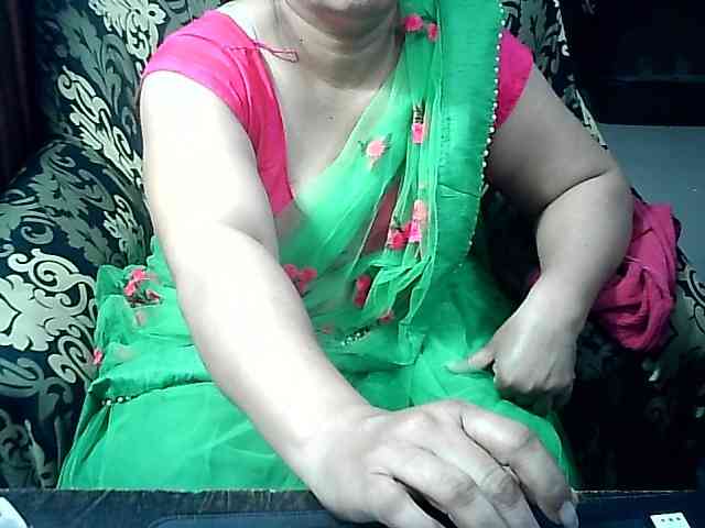 Indianbhabhimilf40 webcam