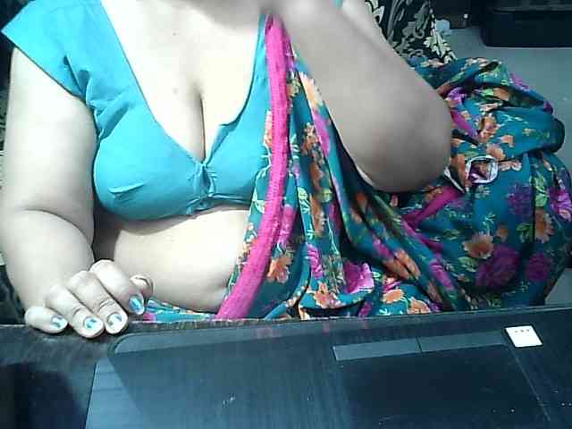 Indianbhabhimilf40 webcam