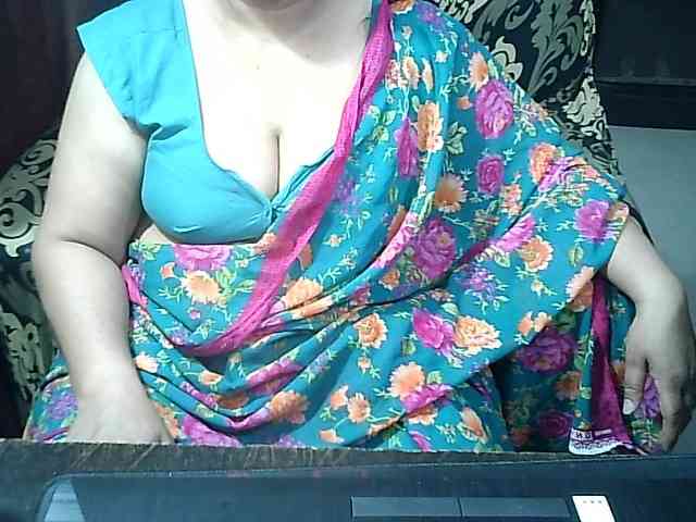 Indianbhabhimilf40 webcam
