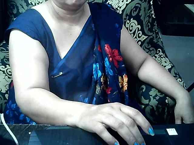 Indianbhabhimilf40 webcam