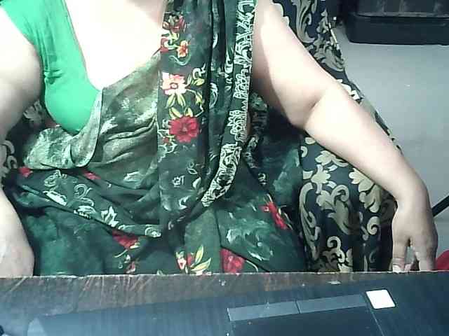 Indianbhabhimilf40 webcam