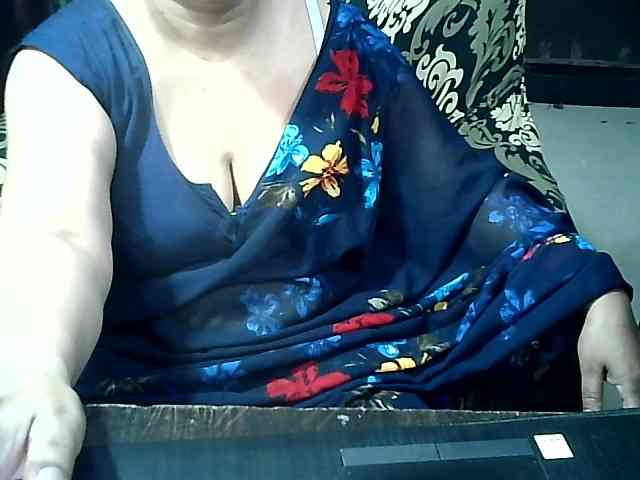 Indianbhabhimilf40 webcam