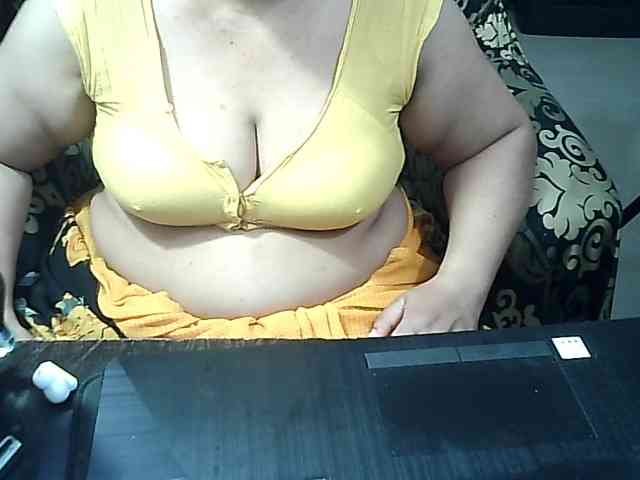 Indianbhabhimilf40 webcam