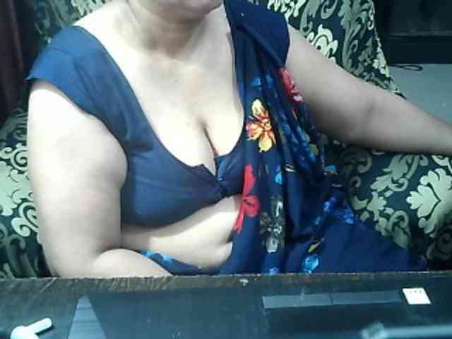 Indianbhabhimilf40 webcam