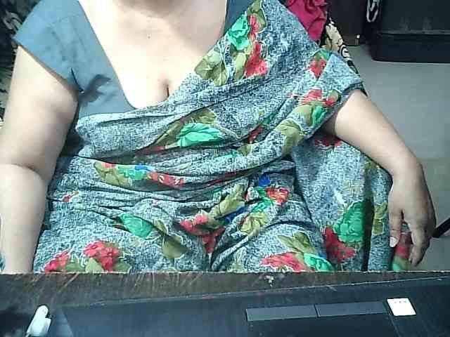 Indianbhabhimilf40 webcam