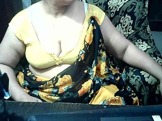 Indianbhabhimilf40 webcam