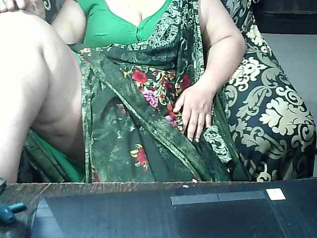 Indianbhabhimilf40 webcam