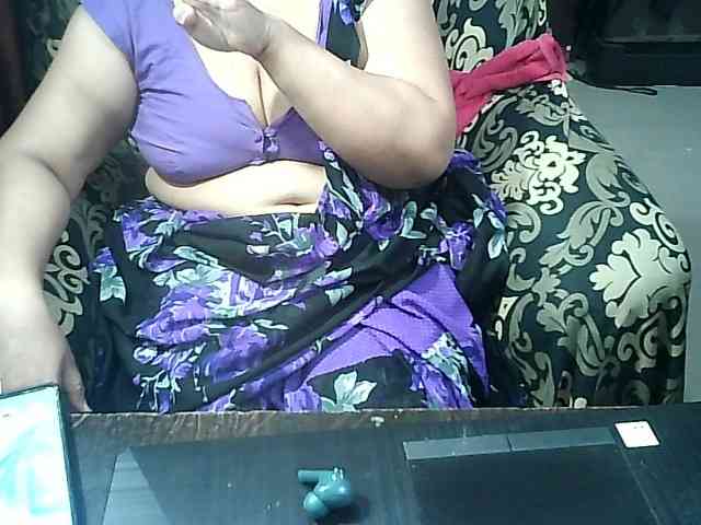 Indianbhabhimilf40 webcam