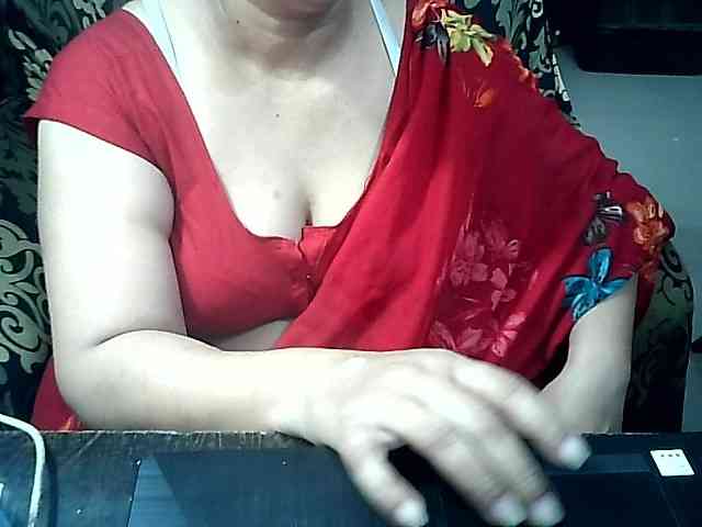 Indianbhabhimilf40 webcam