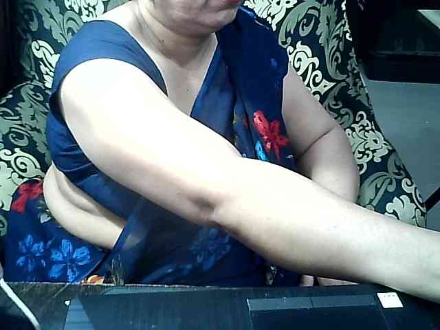 Indianbhabhimilf40 webcam