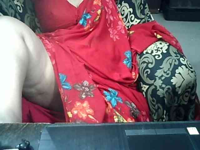 Indianbhabhimilf40 webcam