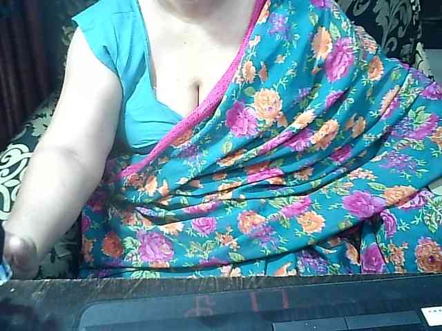 Indianbhabhimilf40 webcam