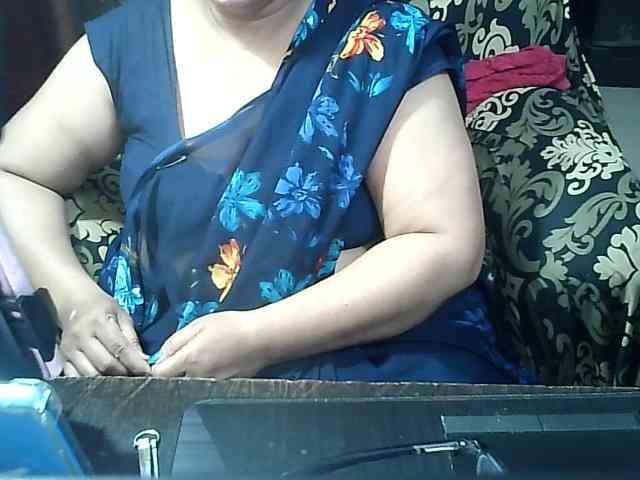 Indianbhabhimilf40 webcam