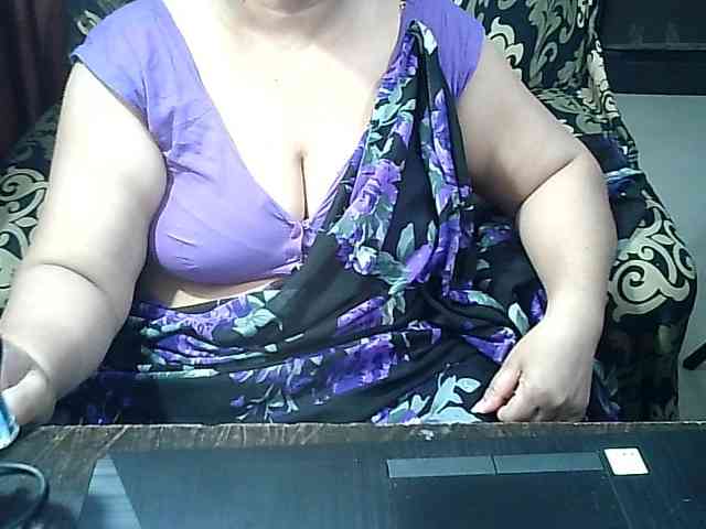 Indianbhabhimilf40 webcam